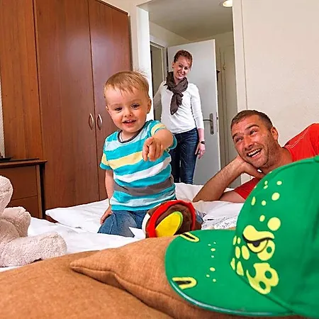 Ahorn Waldhotel 3*