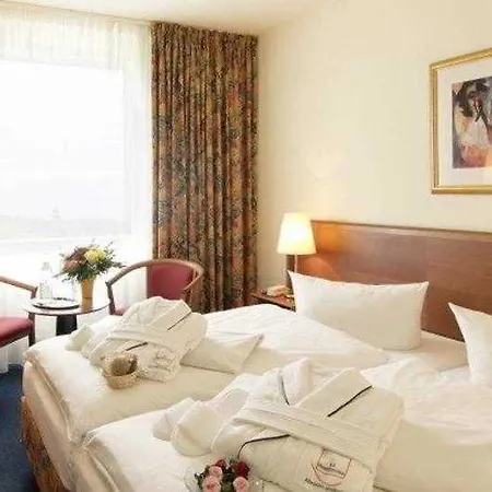 Ahorn Waldhotel מלון 3*