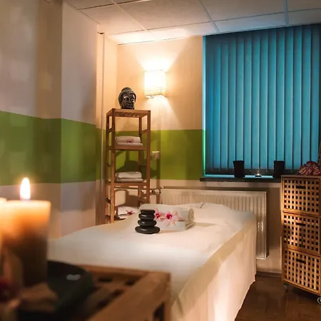 Ξενοδοχείο Ahorn Waldhotel 3*