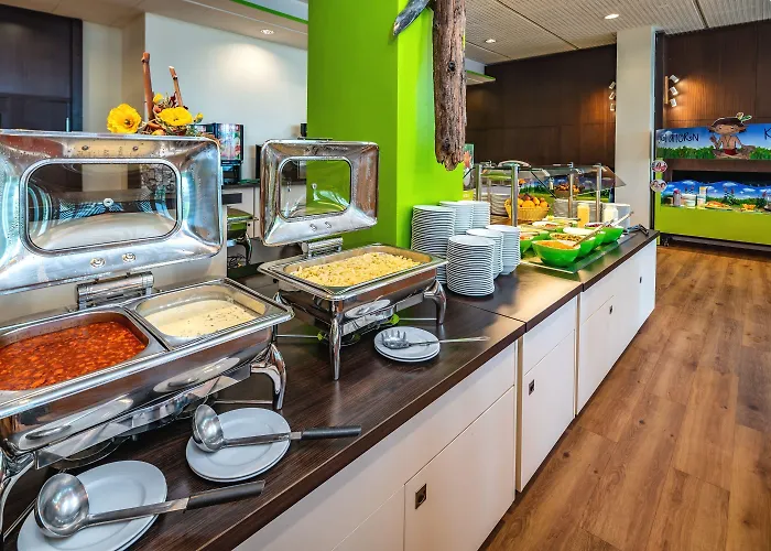 酒店 Ahorn Waldhotel 3*